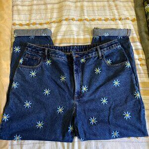 Lucy & Yak Dana Mom Jeans Organic Denim Daisy-Mae Embroidery